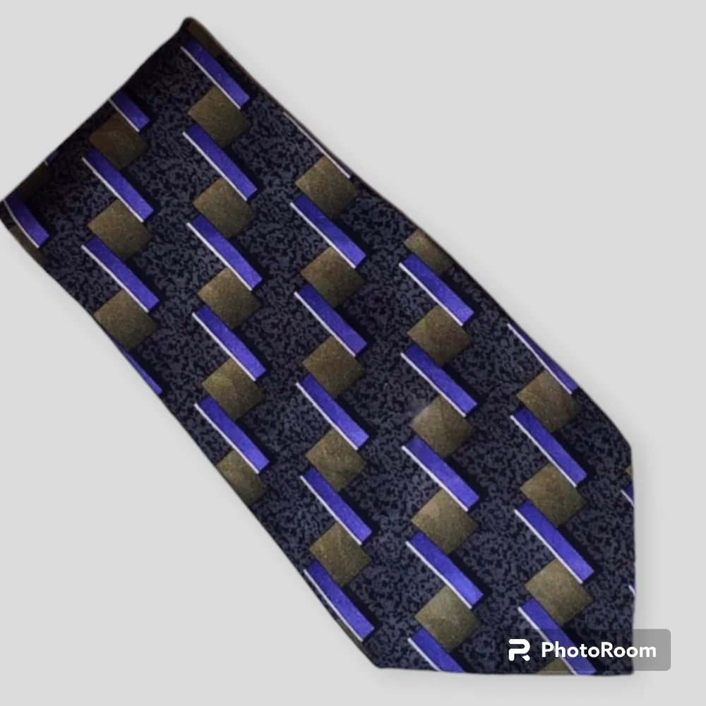 Louis Roth 100% Silk Tie - Picture 4 of 5